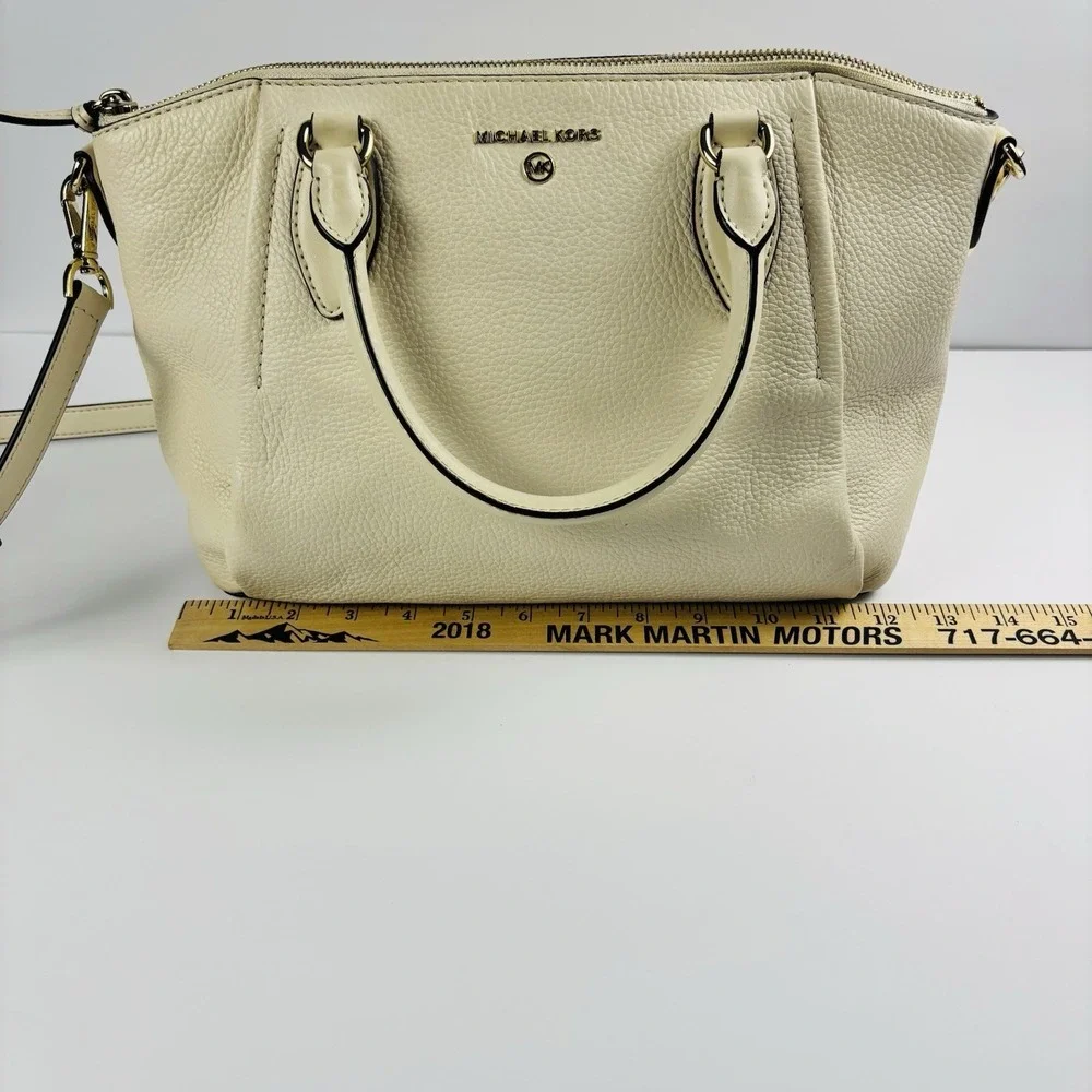 Michael Kors Sienna‎ Medium Pebbled Leather Satchel Bag Purse Soft White Chic